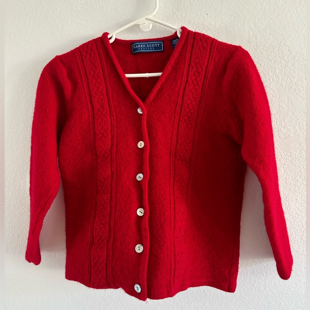 NWOT KAREN SCOTT Red 100%wool cardigan buttons Up  Girls & Teens Sweater Size L